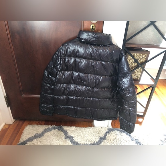 Womens moncler Puffer Jacket - Picture 2 of 14